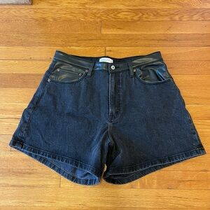 Like-new Abercrombie Jean Shorts, Black, Dad Fit, Size Curve Love 32/14